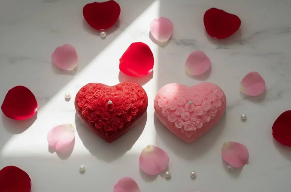 Blossom Heart Rose Candle