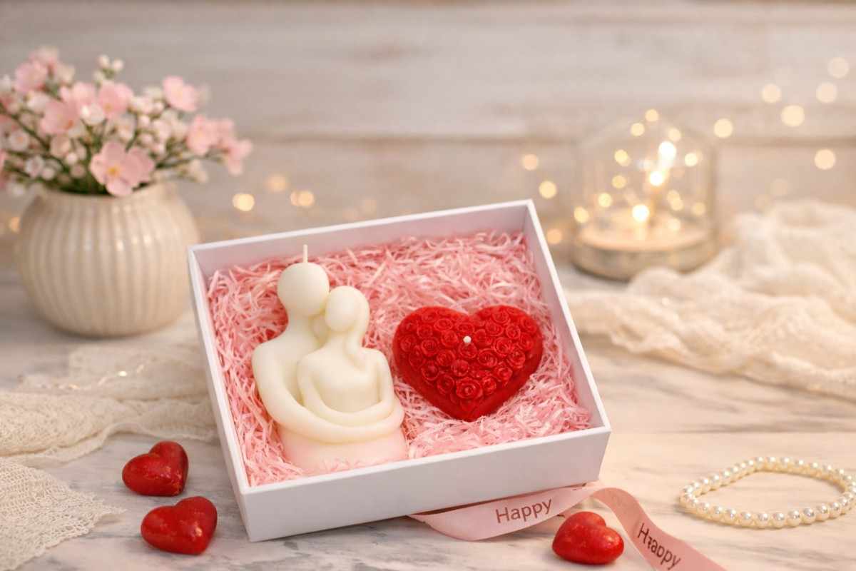 Couple Candle Set with Rose Heart