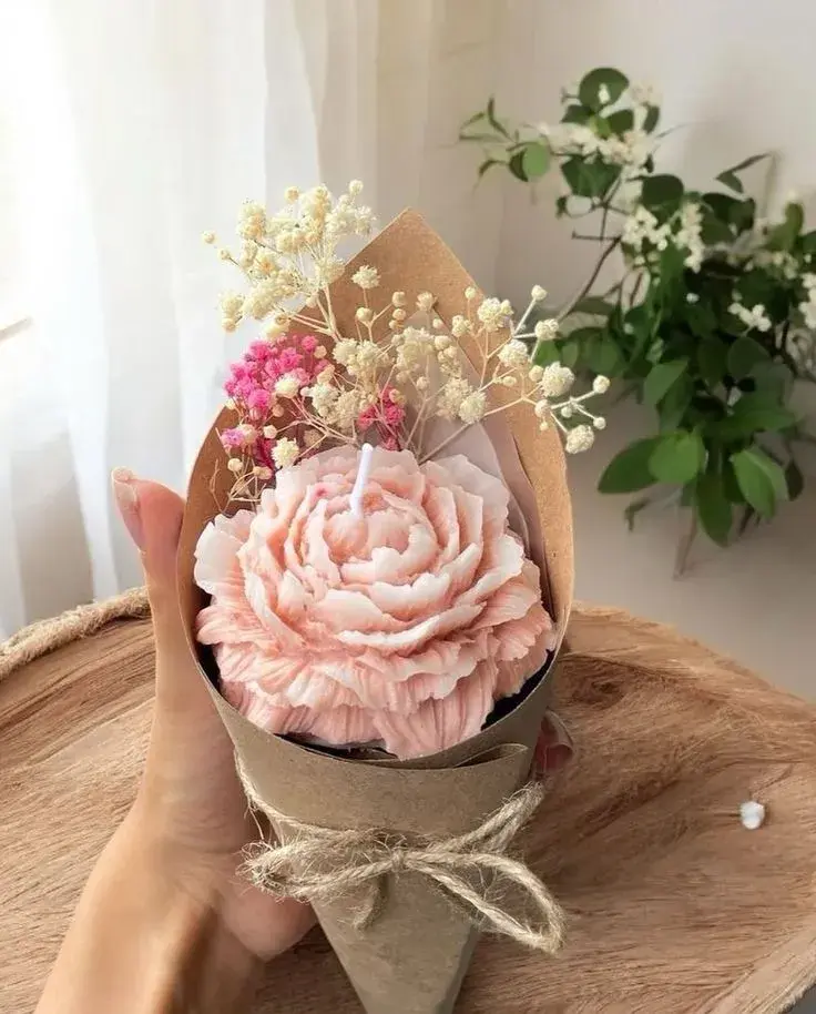 Custom Floral Candle Bouquet – Handmade Gift Candle
