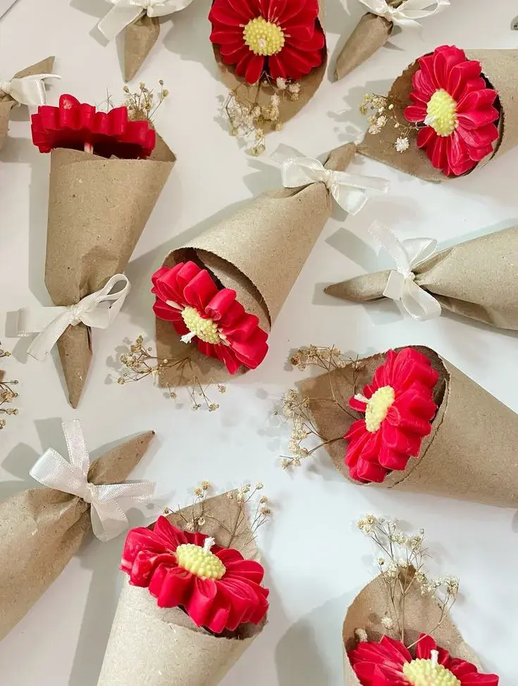 Mini Floral Candle Bouquet Set (Pack of 3) – Aesthetic Gift Candles