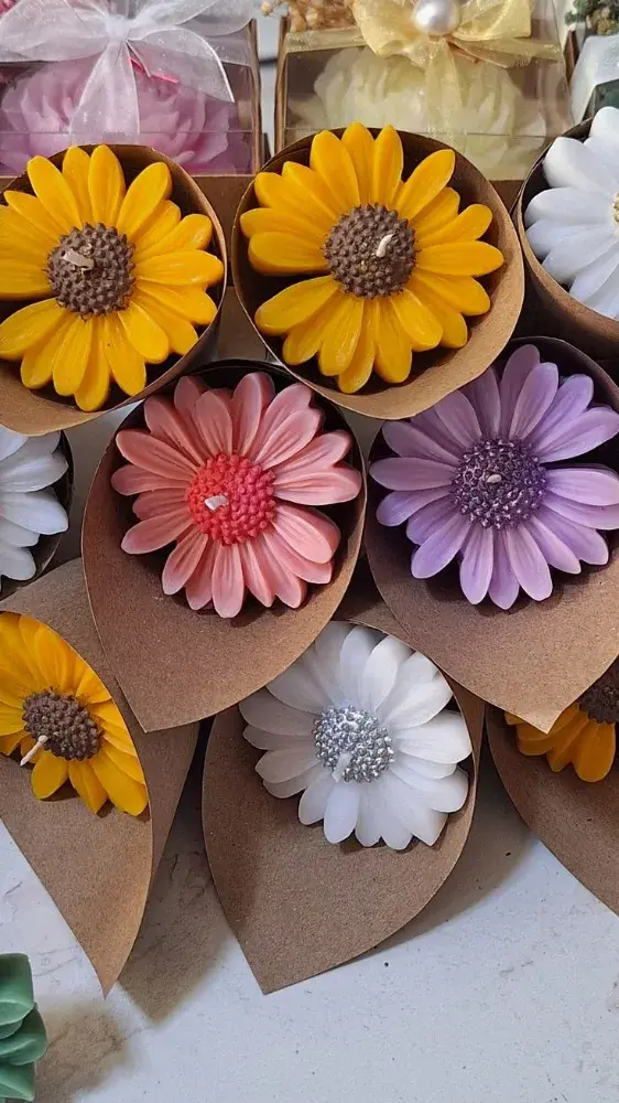 Mini Daisy Candle Bouquet – Aesthetic Flower Gift Candle